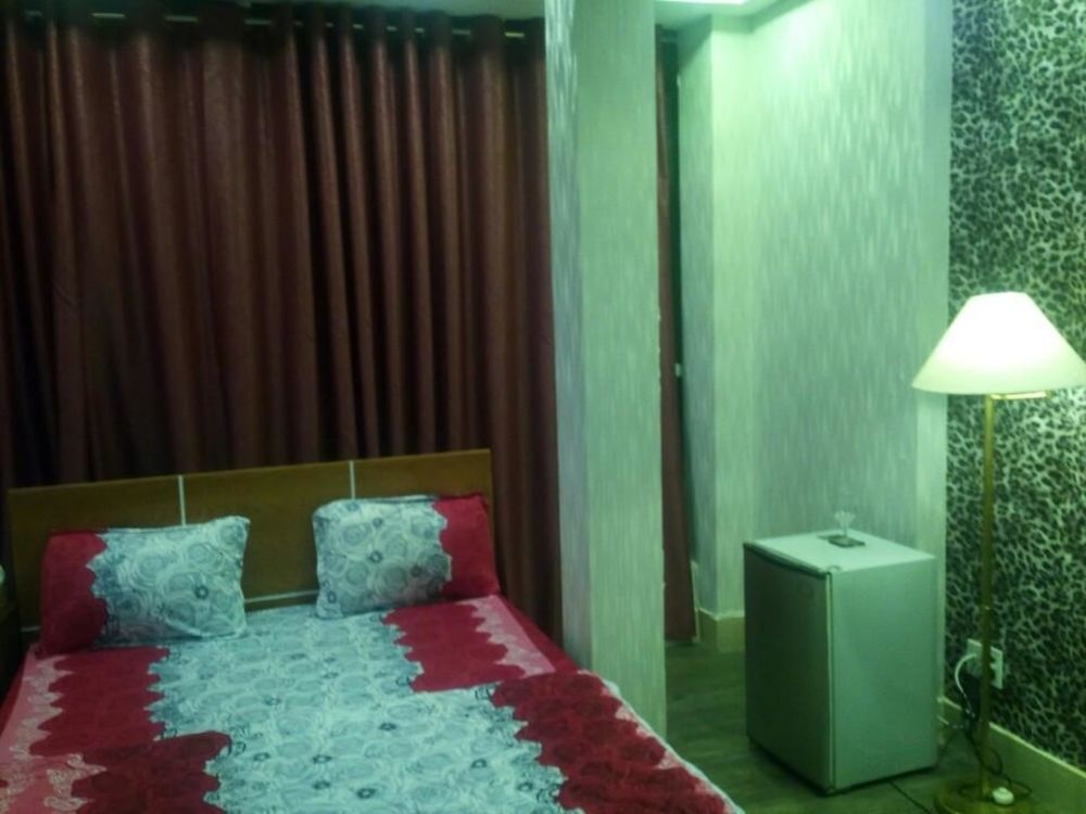 Venus Hotel - 2I1A Bach Dang P2 Tan Binh Ho Chi Minh City Bagian luar foto