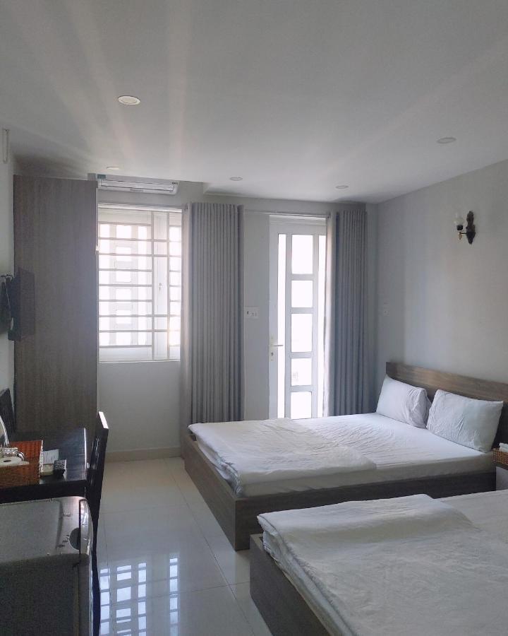 Venus Hotel - 2I1A Bach Dang P2 Tan Binh Ho Chi Minh City Bagian luar foto